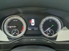 Skoda Superb 2.0 CRTDI Style Auto / Панорама / 150 к.с, снимка 10