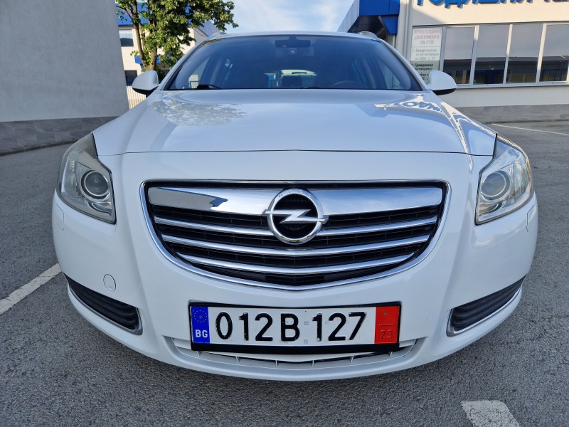 Opel Insignia 2.0DTH SPORTS TURER ECO TEC NAVI, снимка 2 - Автомобили и джипове - 35960123