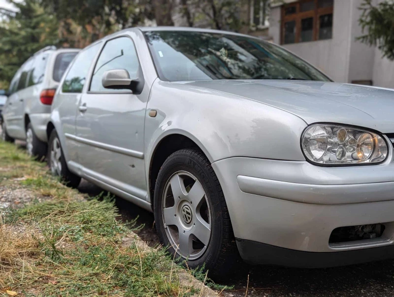 VW Golf 1.9 tdi, снимка 2 - Автомобили и джипове - 47400450