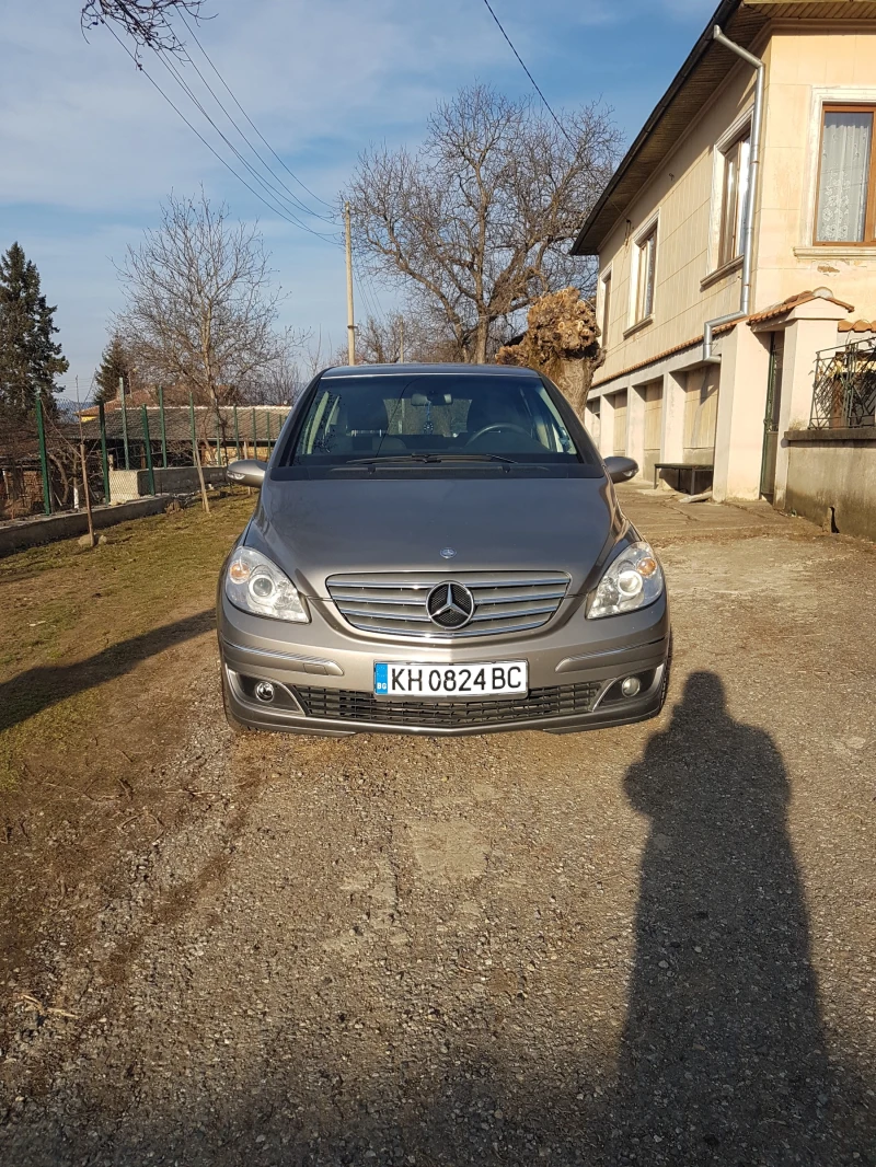 Mercedes-Benz B 180, снимка 2 - Автомобили и джипове - 49259099