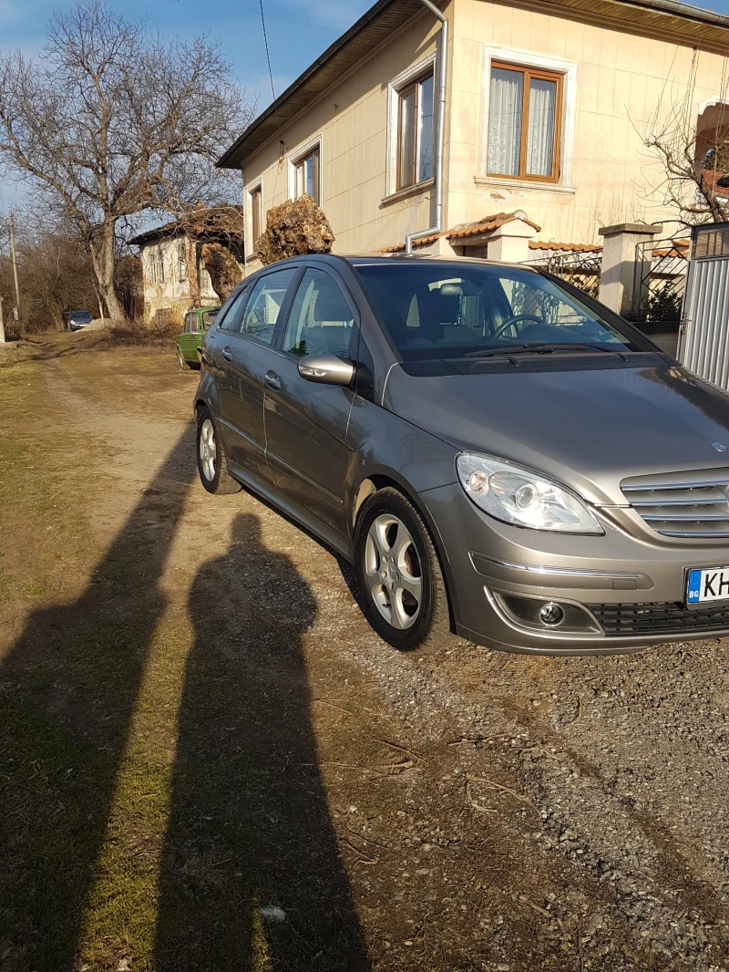 Mercedes-Benz B 180, снимка 3 - Автомобили и джипове - 49259099