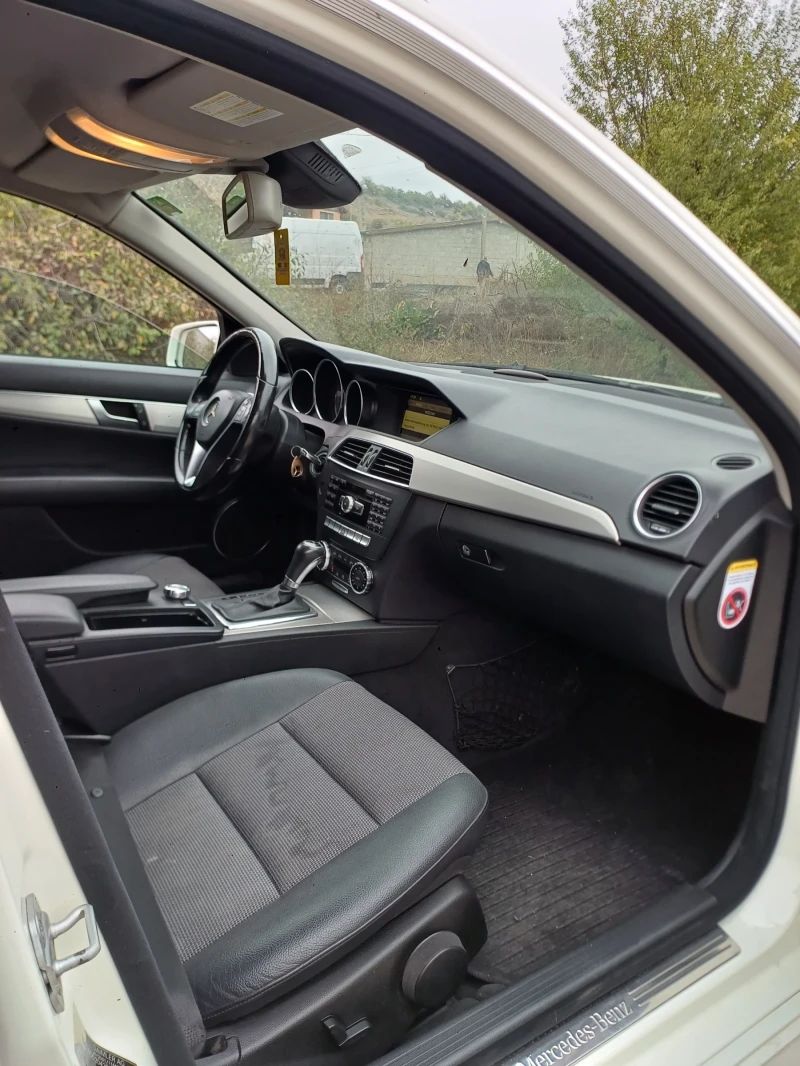 Mercedes-Benz C 220 2.2 170 avantagrde amg line, снимка 7 - Автомобили и джипове - 51959969