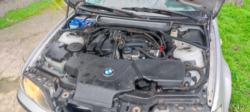 BMW 318, снимка 7 - Автомобили и джипове - 52802176