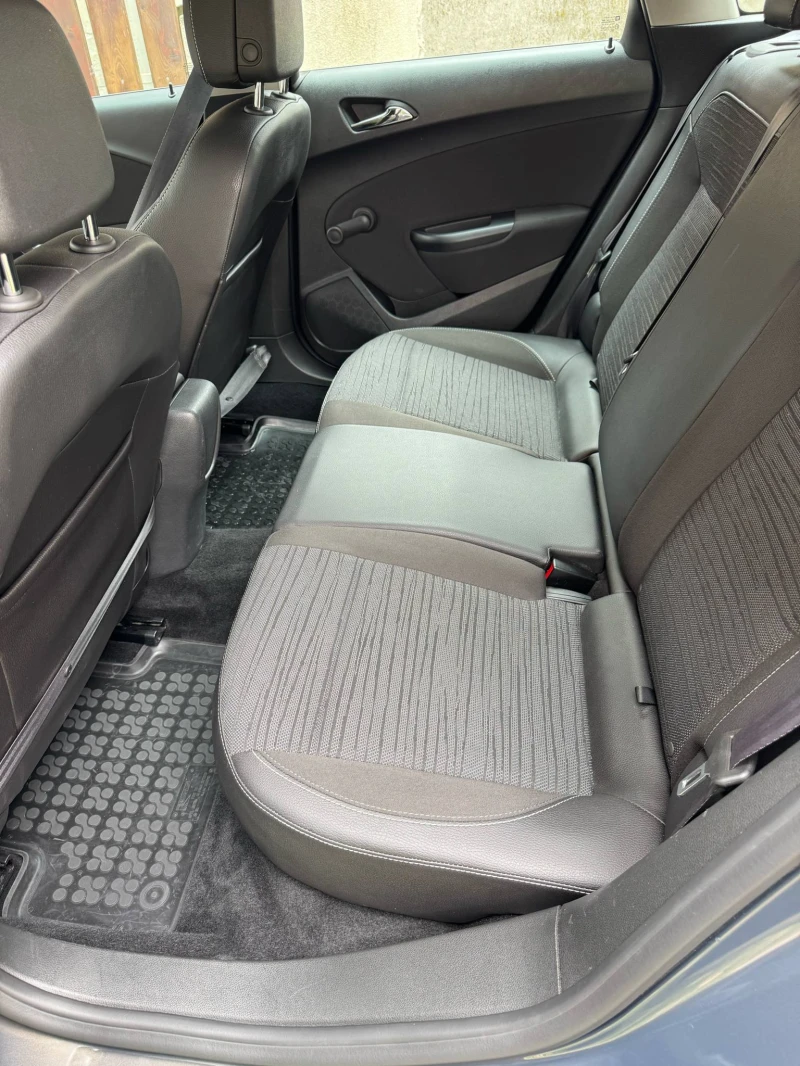 Opel Astra, снимка 10 - Автомобили и джипове - 52866834