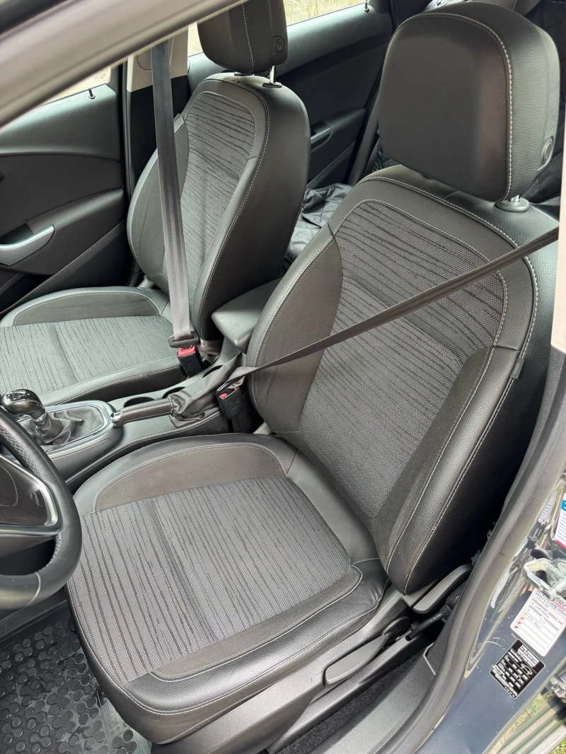 Opel Astra, снимка 5 - Автомобили и джипове - 52866834