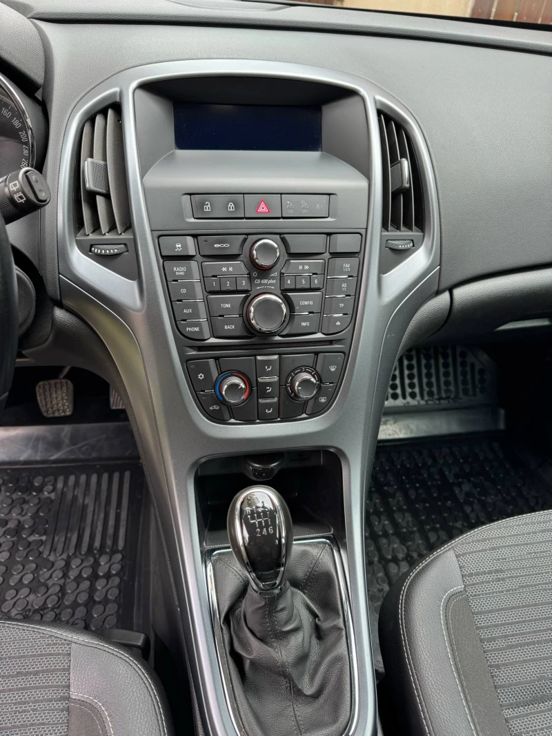 Opel Astra, снимка 8 - Автомобили и джипове - 52866834