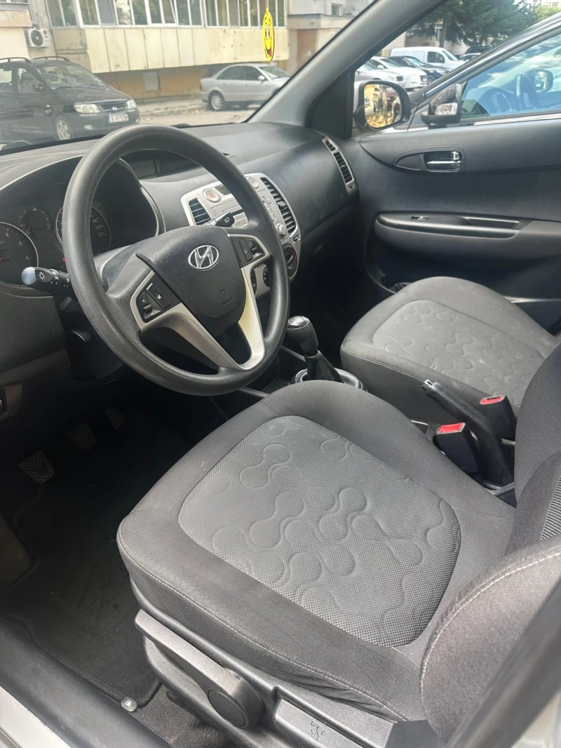 Hyundai I20, снимка 6 - Автомобили и джипове - 53096189
