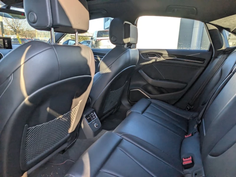 Audi S3 Technik /CARFAX/CARPLAY/DIGITAL COCKPIT/B&O/LED, снимка 15 - Автомобили и джипове - 53376785