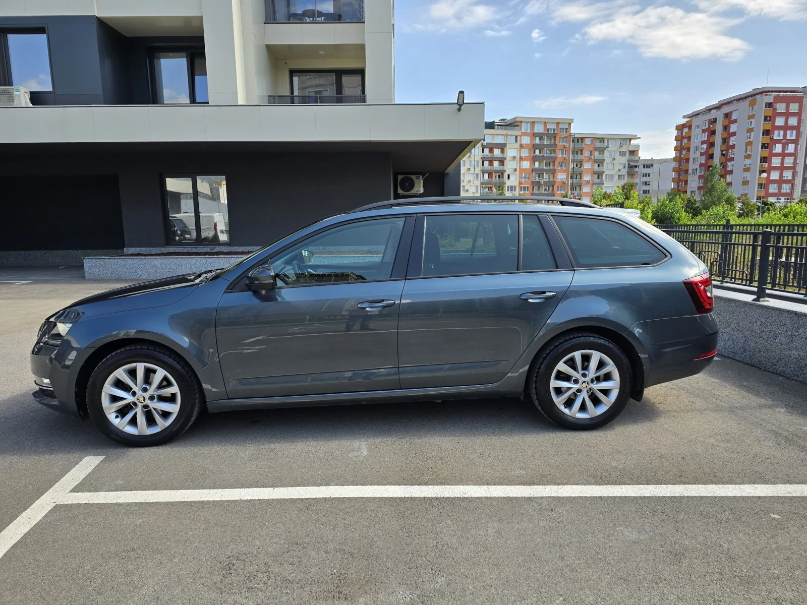 Skoda Octavia Vision Facelift  МЕТАН В Гаранция  - изображение 3