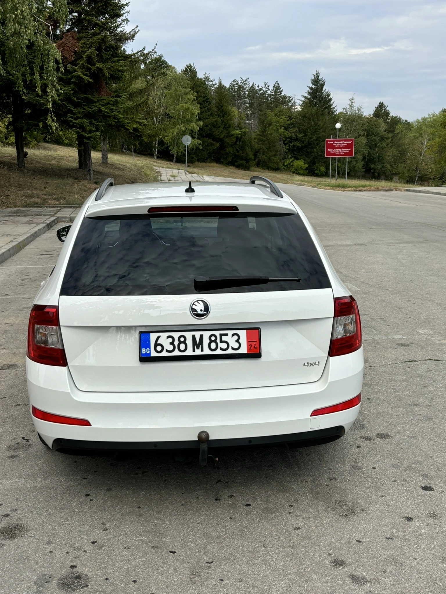 Skoda Octavia 2.0, TDI Automatic 4x4 - изображение 4