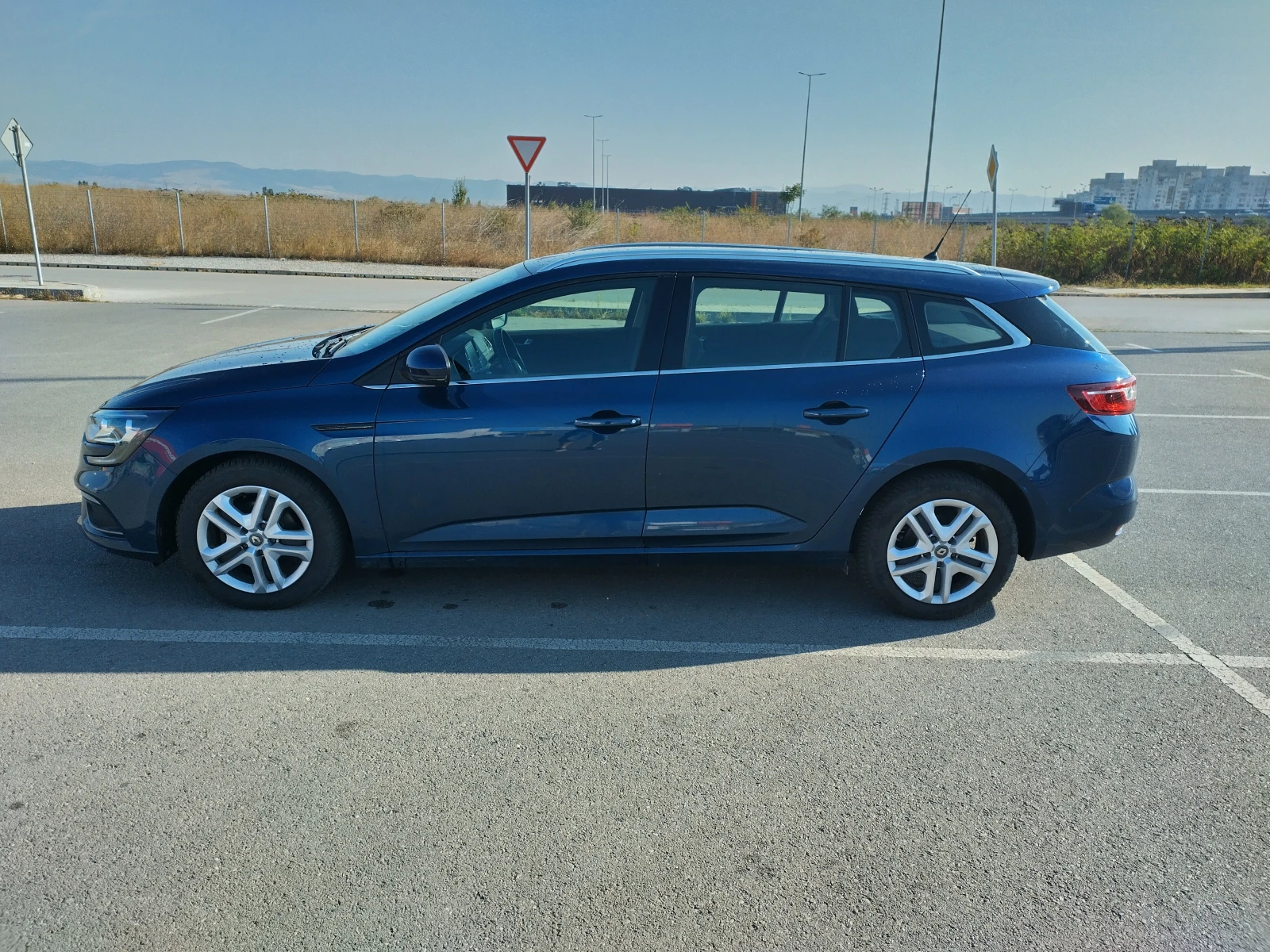 Renault Megane 4 - изображение 3