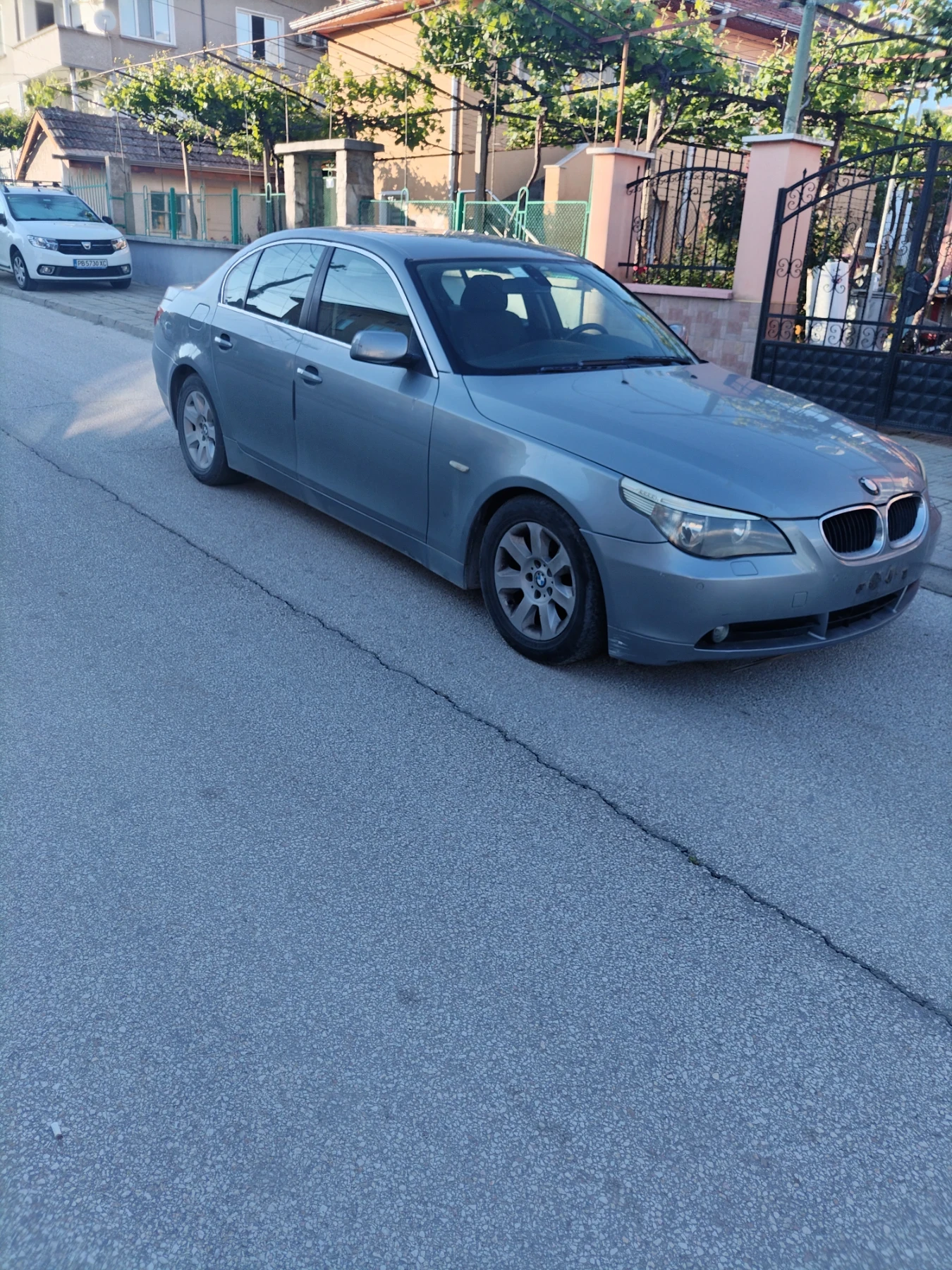BMW 520 2.2 ШЕСТ СКОРОСТИ  - изображение 3