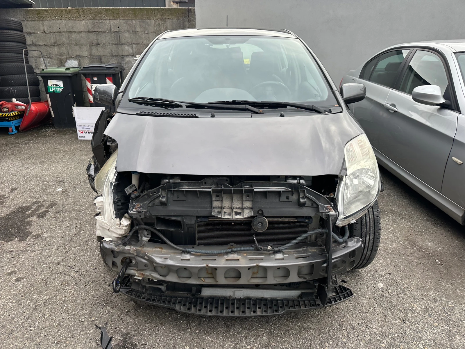 Toyota Yaris 1.5i - изображение 4