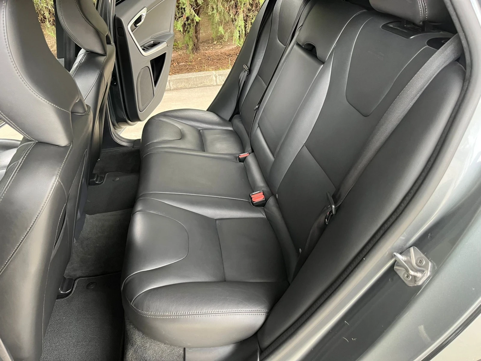 Volvo V60 D4 | Mobile.bg   13