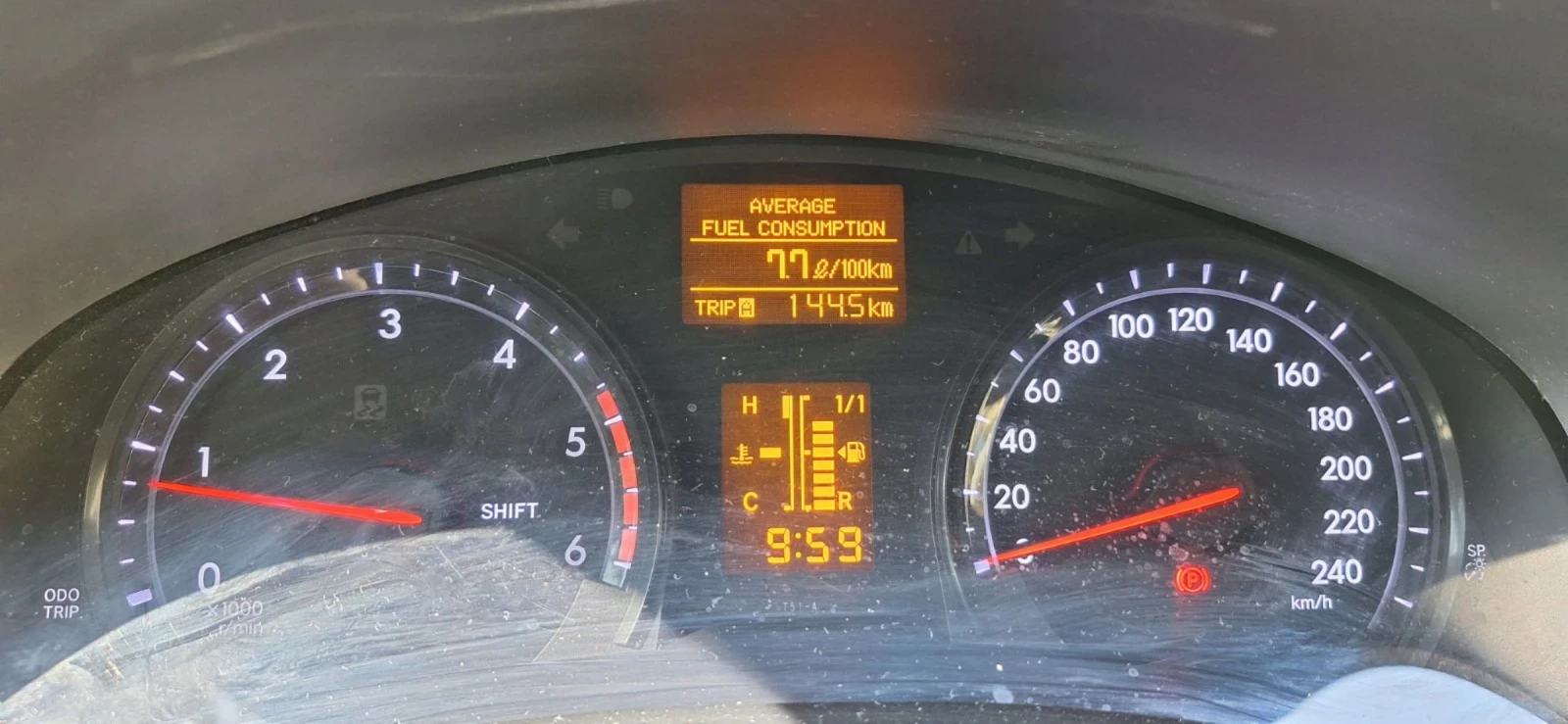 Toyota Avensis ������  | Mobile.bg � ����������� 13