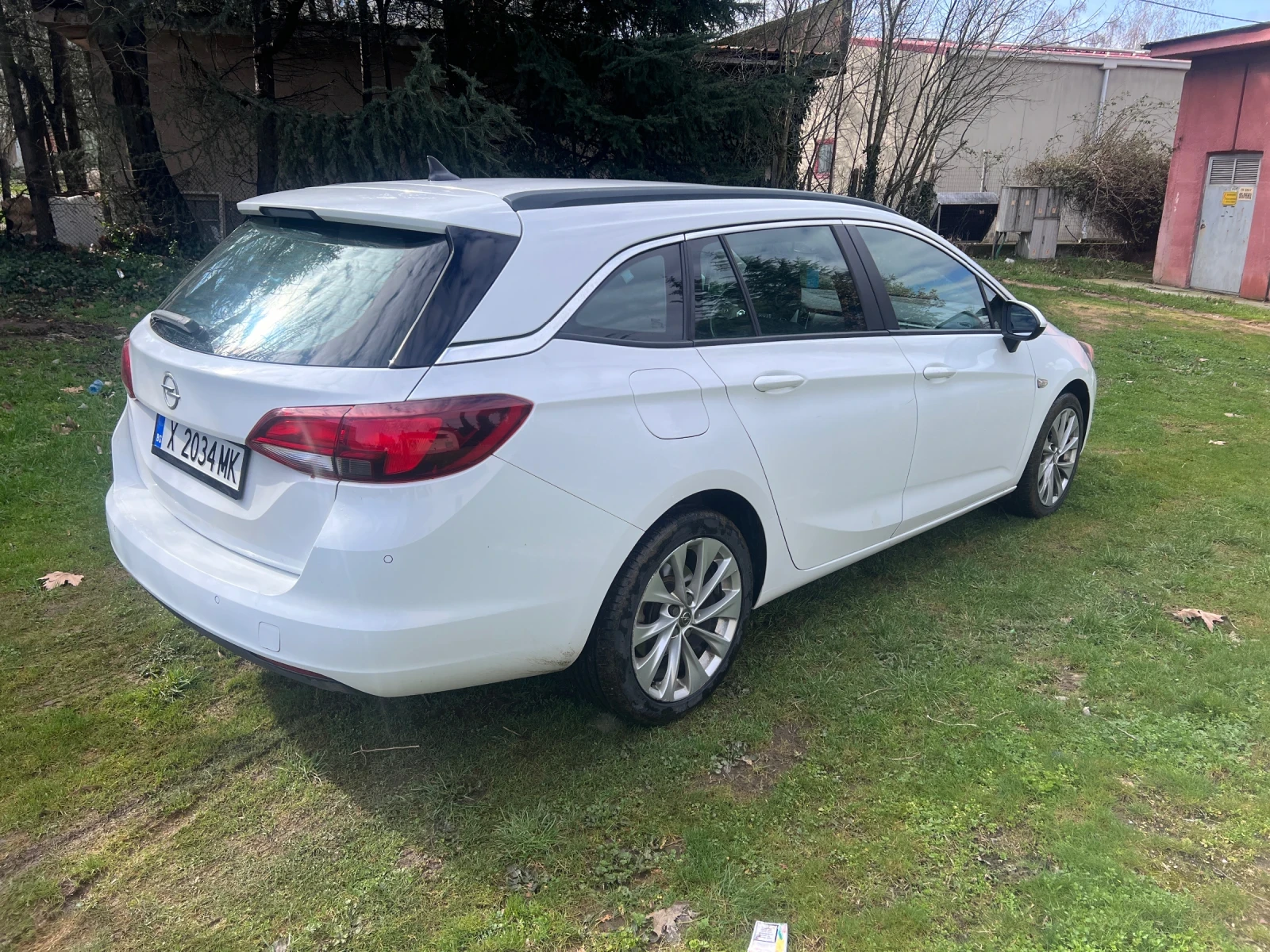 Opel Astra 1.6 CDTI SPORT ТУРБО С ПАНОРАМА  - изображение 3