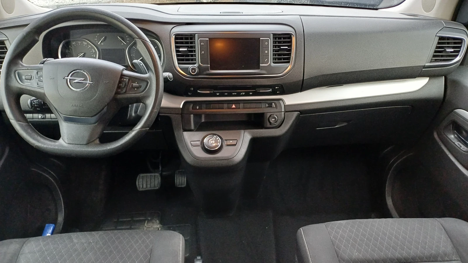 Opel Zafira  Life Автоматик 8места ЛИЗИНГ - изображение 9