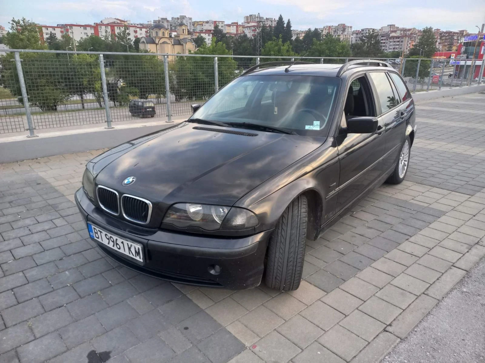 BMW 320, снимка 2 - Автомобили и джипове - 53905312