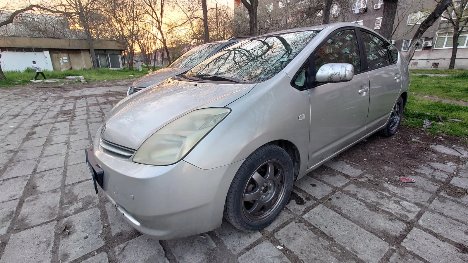 Toyota Prius | Mobile.bg � ����������� 10