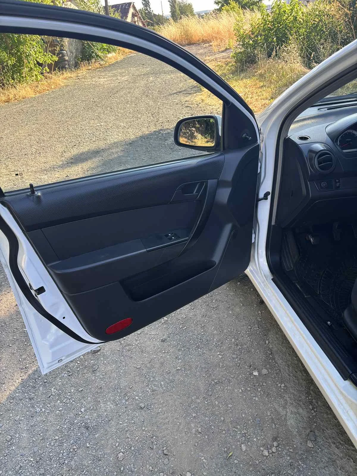 Chevrolet Aveo 1.2 - 16V / 75к.с.ГАЗ, снимка 8 - Автомобили и джипове - 54335623