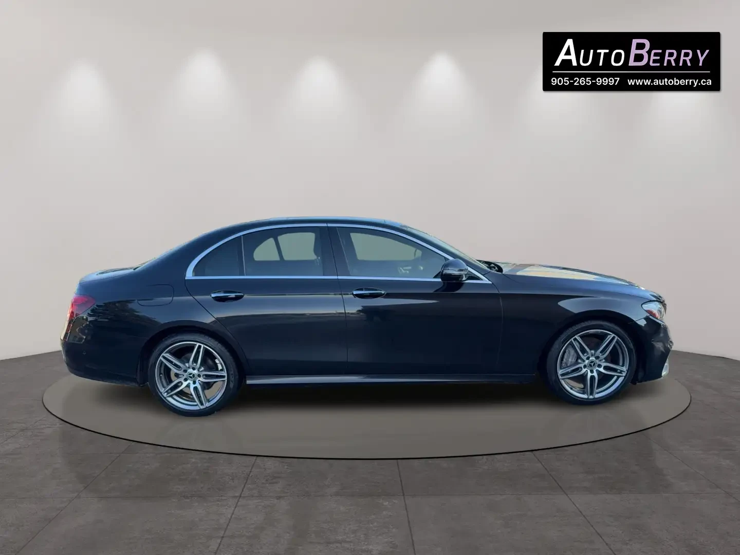 Mercedes-Benz E 350 AMG* BURMESTER* 4MATIC* 360* FACE, снимка 3 - Автомобили и джипове - 54412878