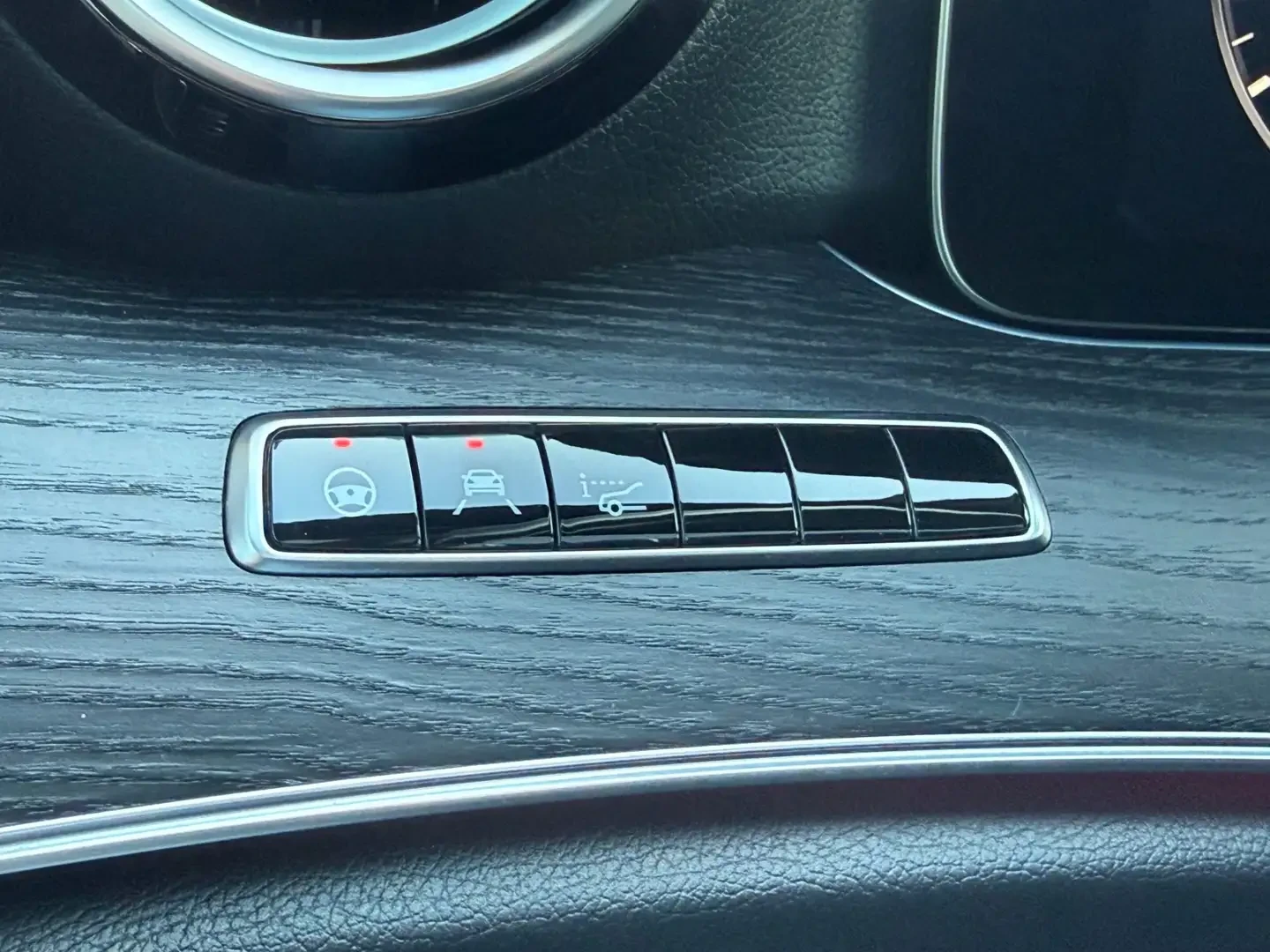Mercedes-Benz E 350 AMG* BURMESTER* 4MATIC* 360* FACE, снимка 11 - Автомобили и джипове - 54412878