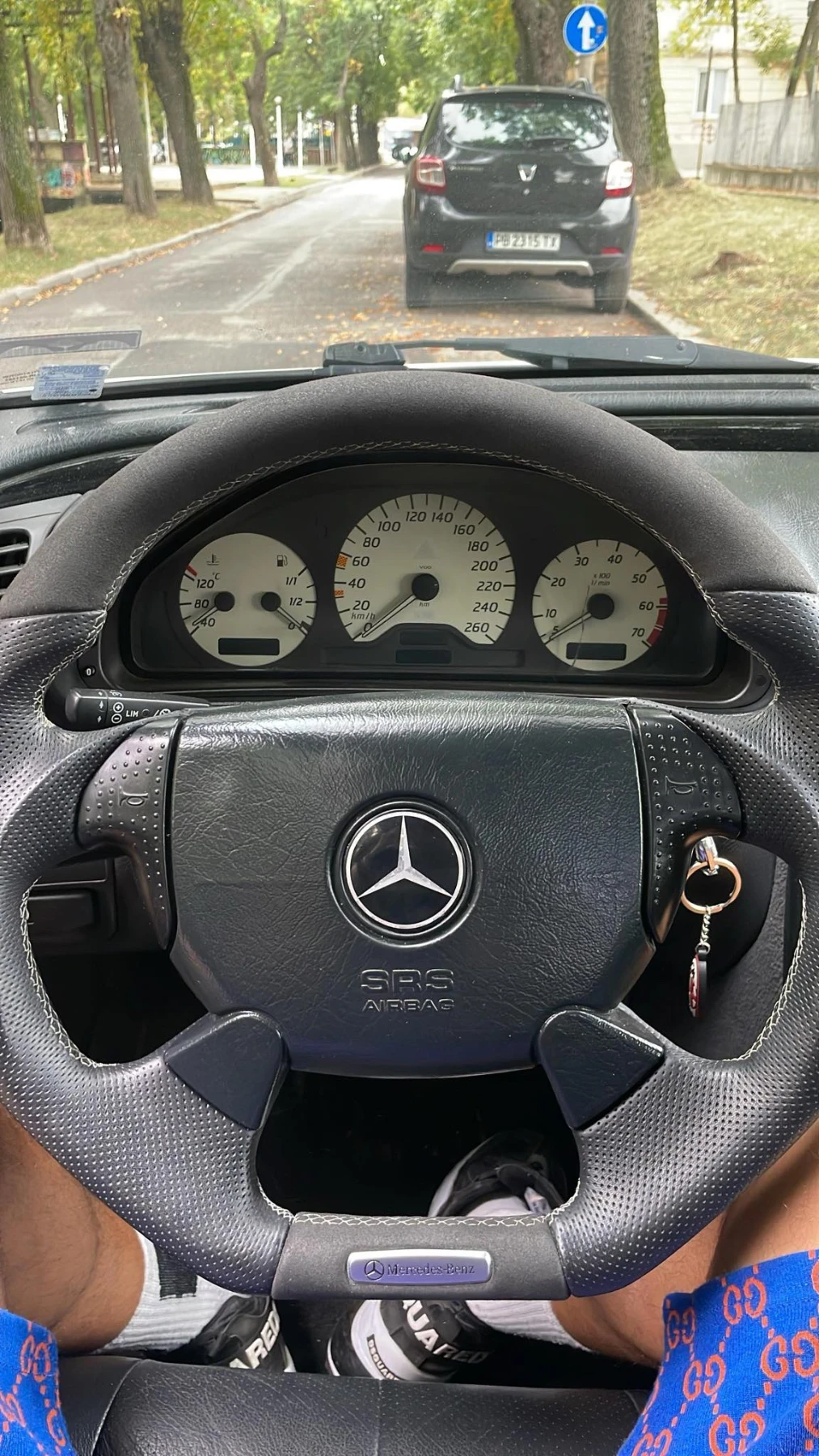 Mercedes-Benz CLK 230 KOMPRESSOR AMG OPTIC LPG ONE OF ONE, снимка 8 - Автомобили и джипове - 54462070