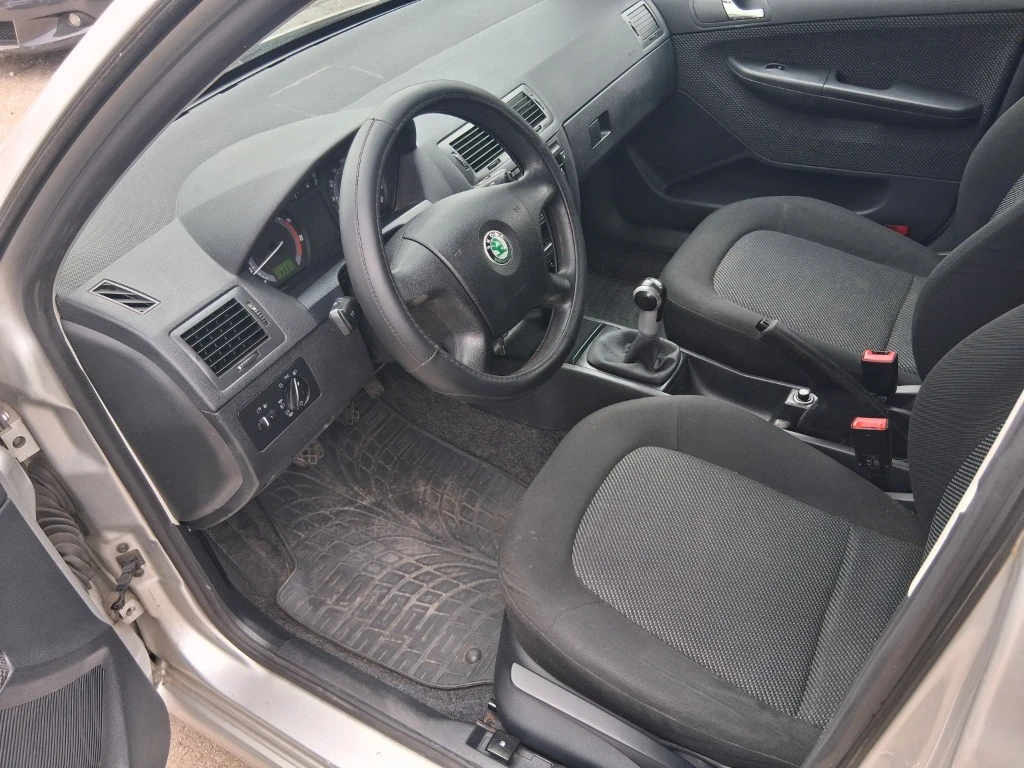 Skoda Fabia, снимка 7 - Автомобили и джипове - 54464246