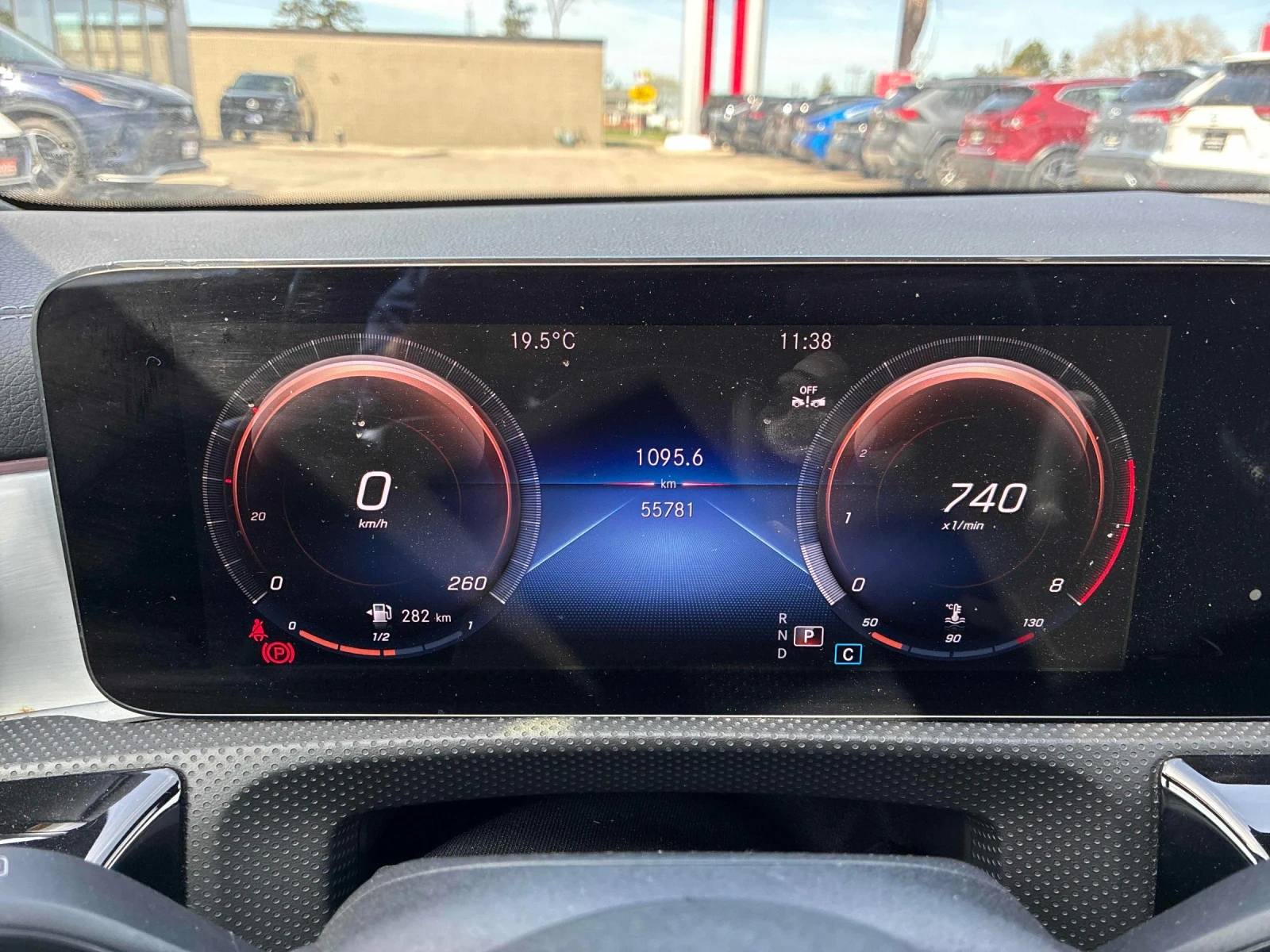 Mercedes-Benz CLA 250 ПАНОРАМА * ПОДГРЕВ * АВТОКРЕДИТ * CARFAX, снимка 10 - Автомобили и джипове - 54646781