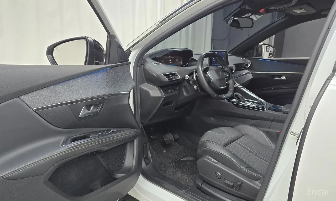 Peugeot 5008 2nd Generation 1.5 BlueHDi, снимка 10 - Автомобили и джипове - 54699661