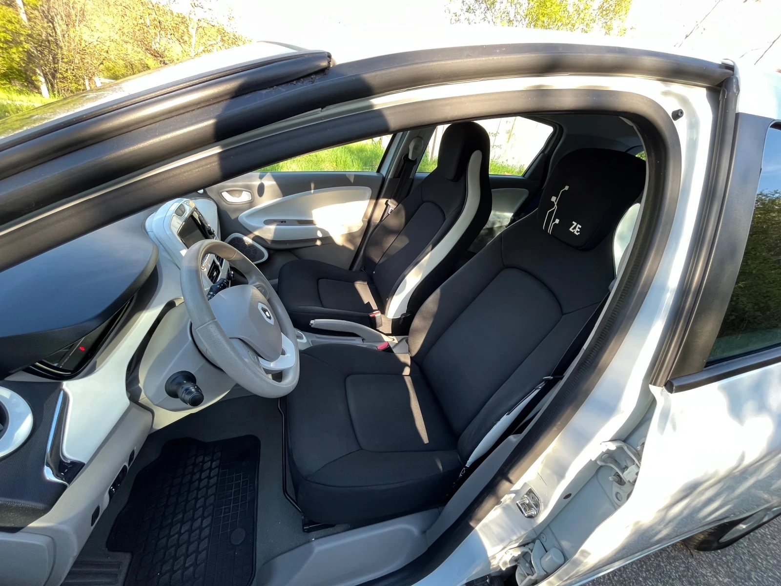 Renault Zoe Intens 22KW, снимка 10 - Автомобили и джипове - 55138262