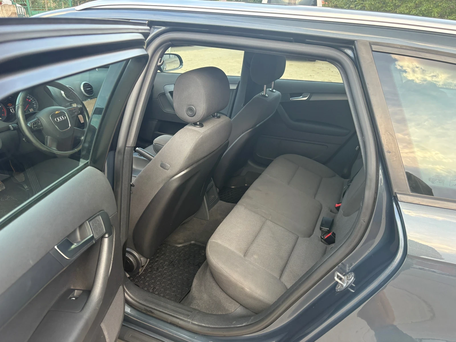 Audi A3 SPORTBACK 1, 2 turbo Бензин, снимка 6 - Автомобили и джипове - 55598565