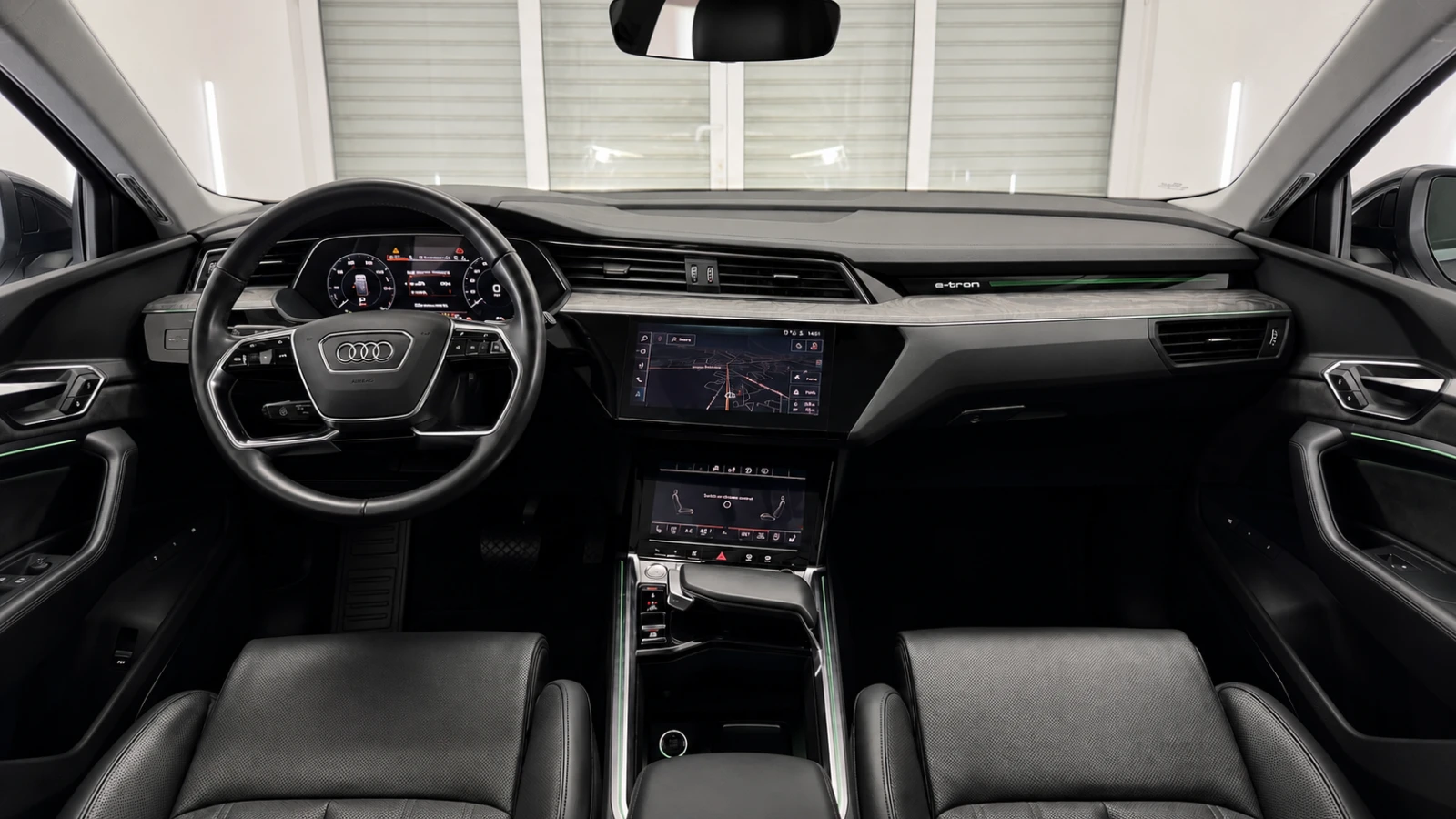 Audi E-Tron 20% ПЪРВОНАЧАЛНА ⚡ AUDI e-tron 55 quattro, снимка 12 - Автомобили и джипове - 55658719