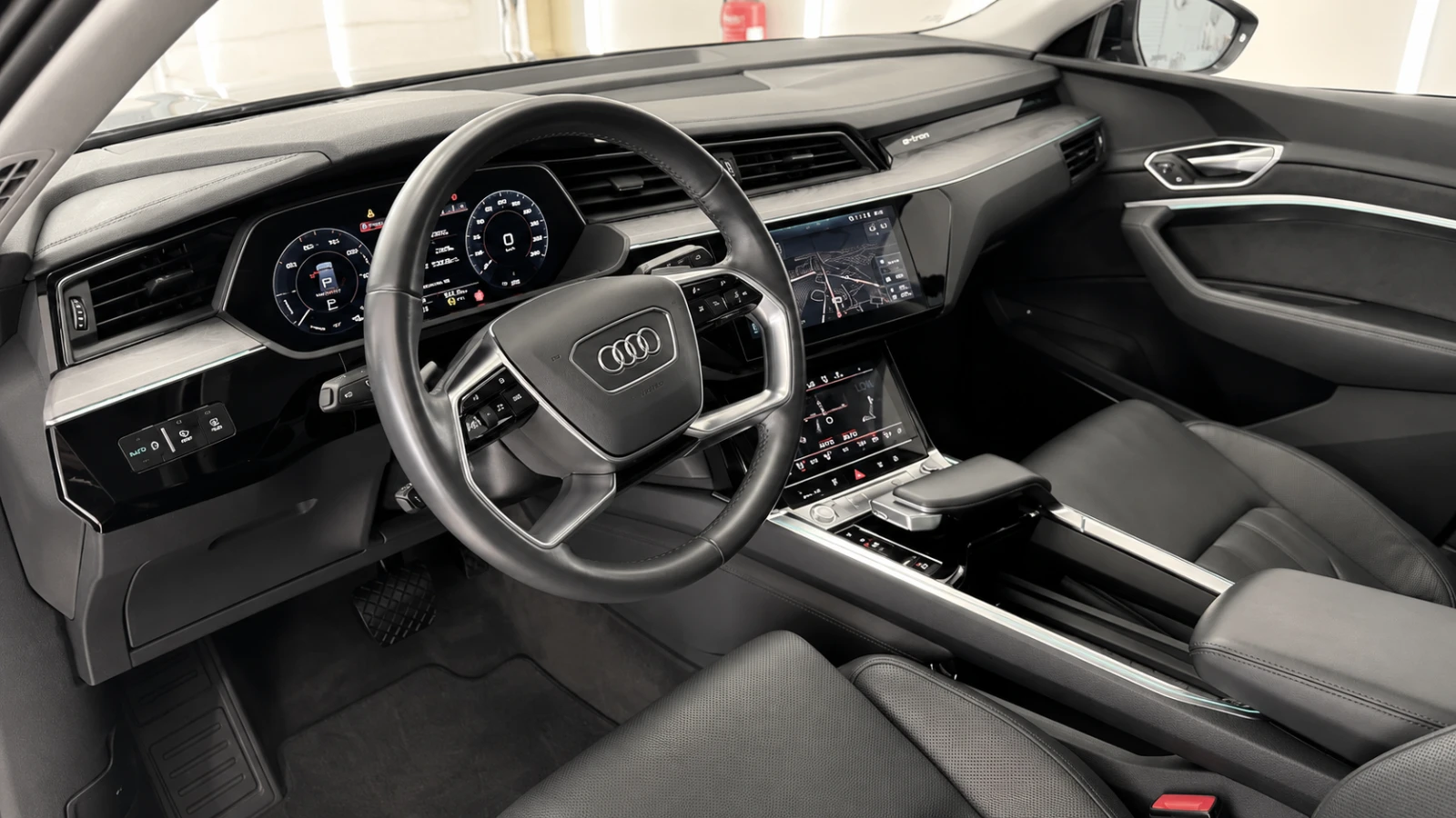 Audi E-Tron 20% ПЪРВОНАЧАЛНА ⚡ AUDI e-tron 55 quattro, снимка 11 - Автомобили и джипове - 55658719