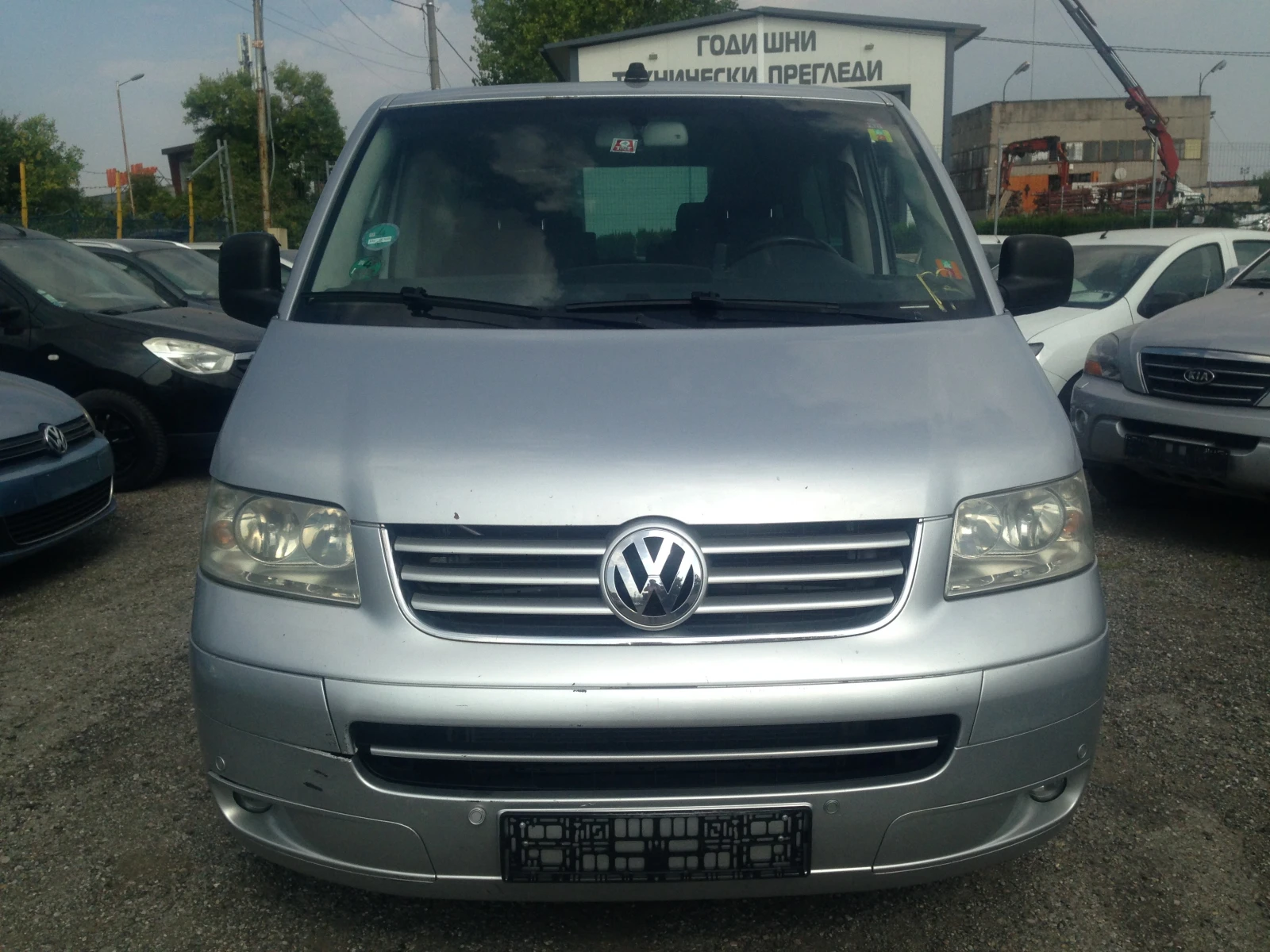 VW Multivan T5 2.5TDI 174кс 7седалки 6ск, снимка 2 - Автомобили и джипове - 55785918