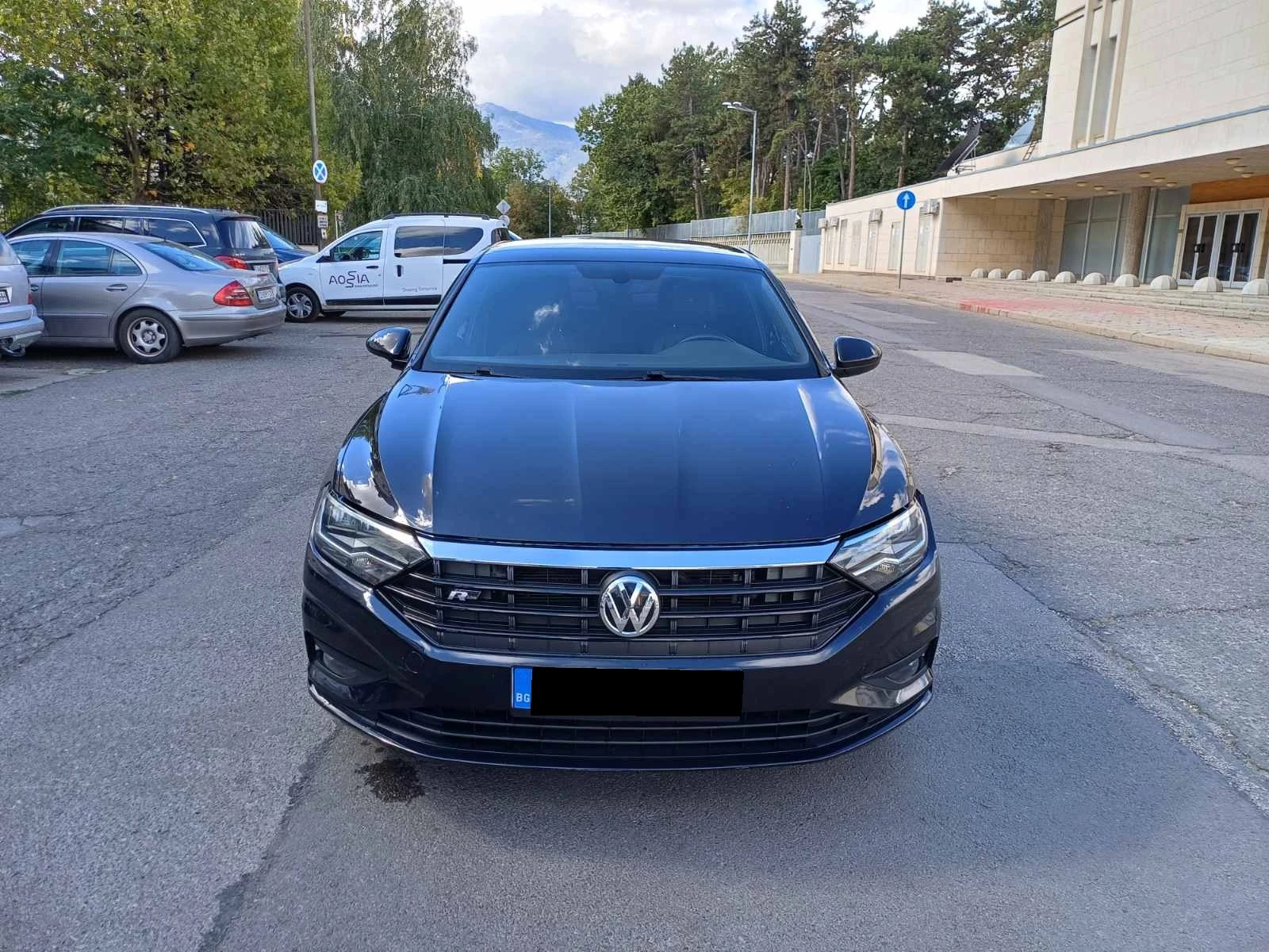 VW Jetta 1.4 TSI R- line , снимка 2 - Автомобили и джипове - 56194176