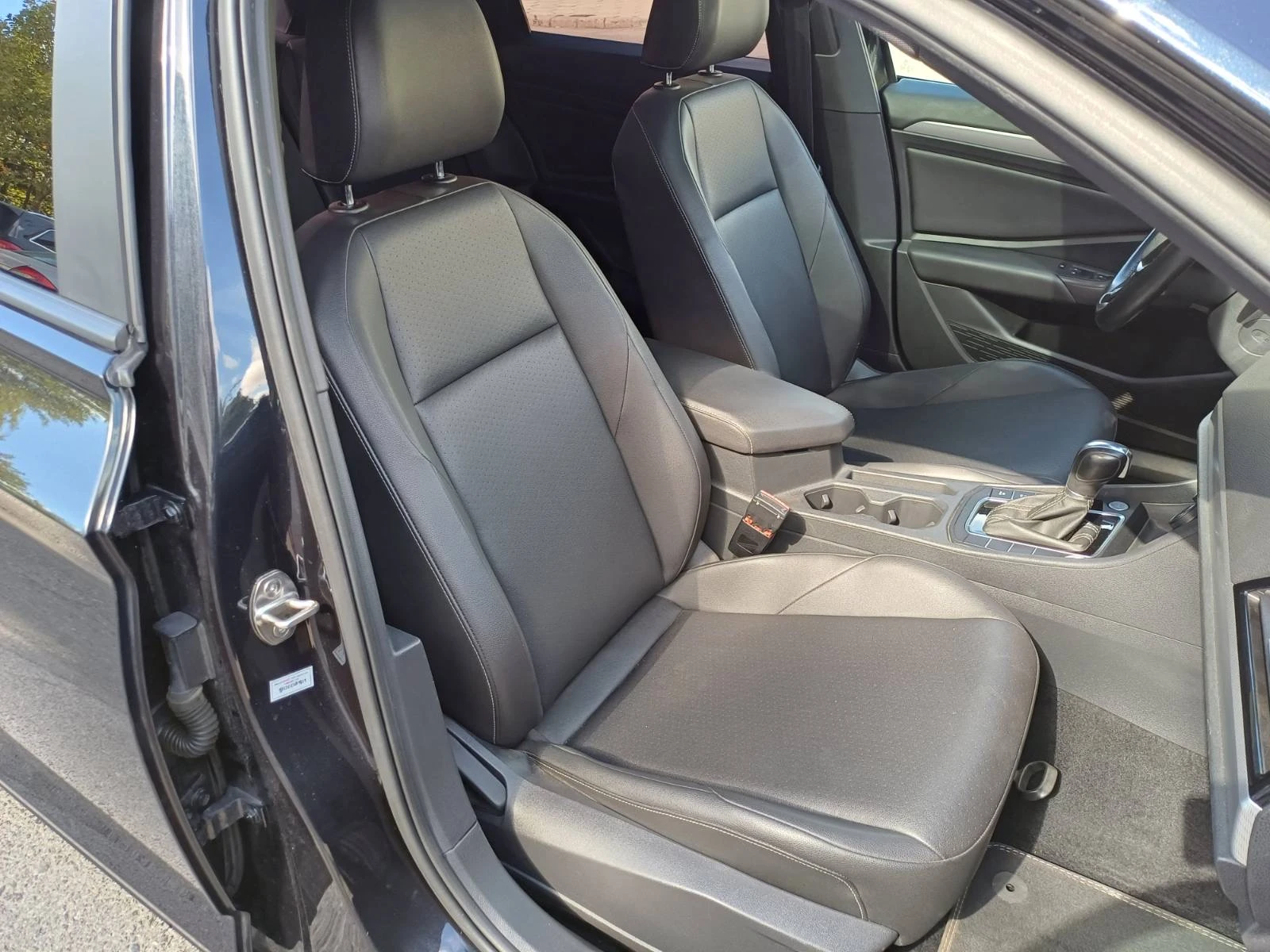 VW Jetta 1.4 TSI R- line , снимка 14 - Автомобили и джипове - 56194176