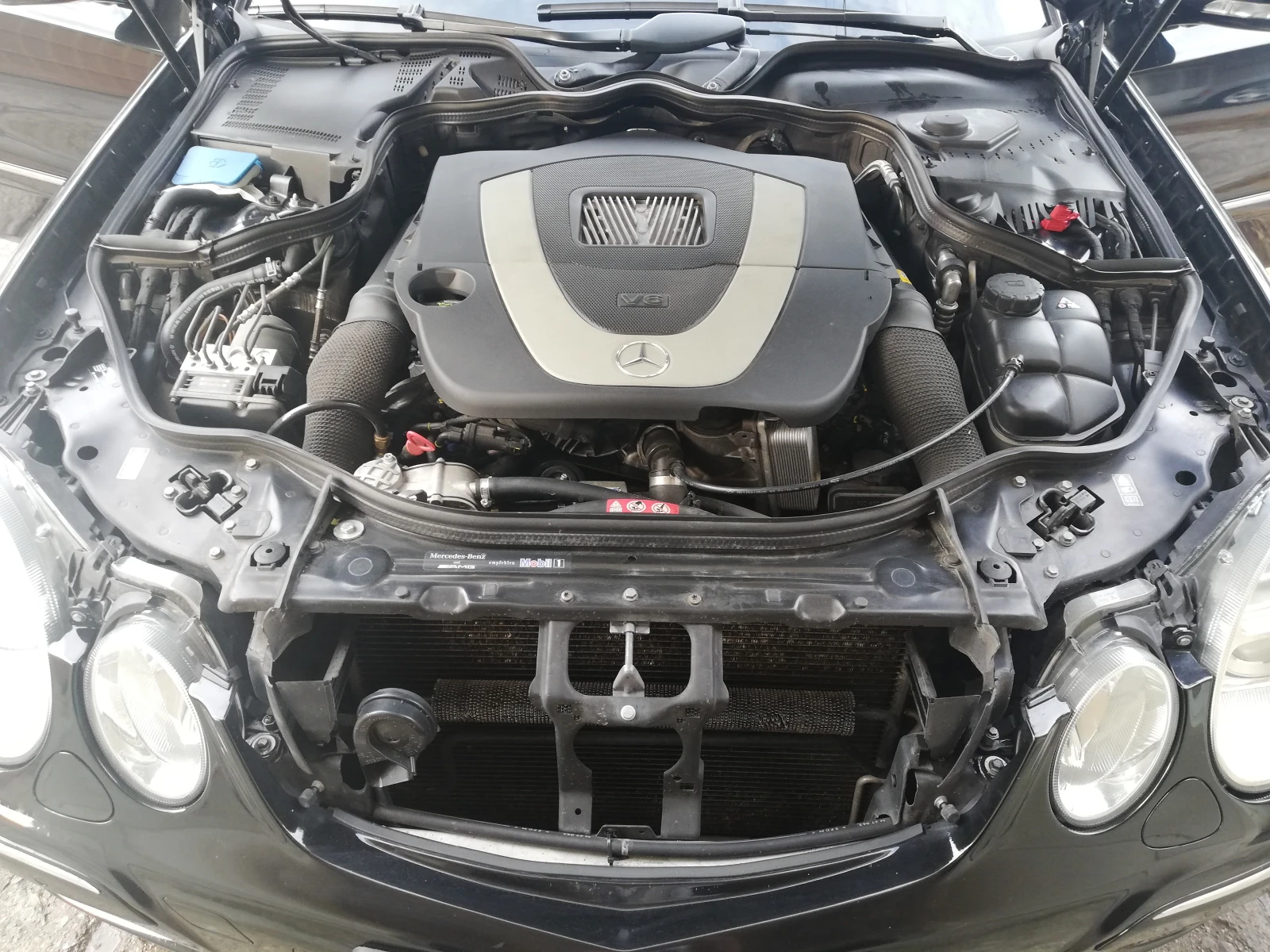 Mercedes-Benz E 280 4Matic, снимка 14 - Автомобили и джипове - 56543443