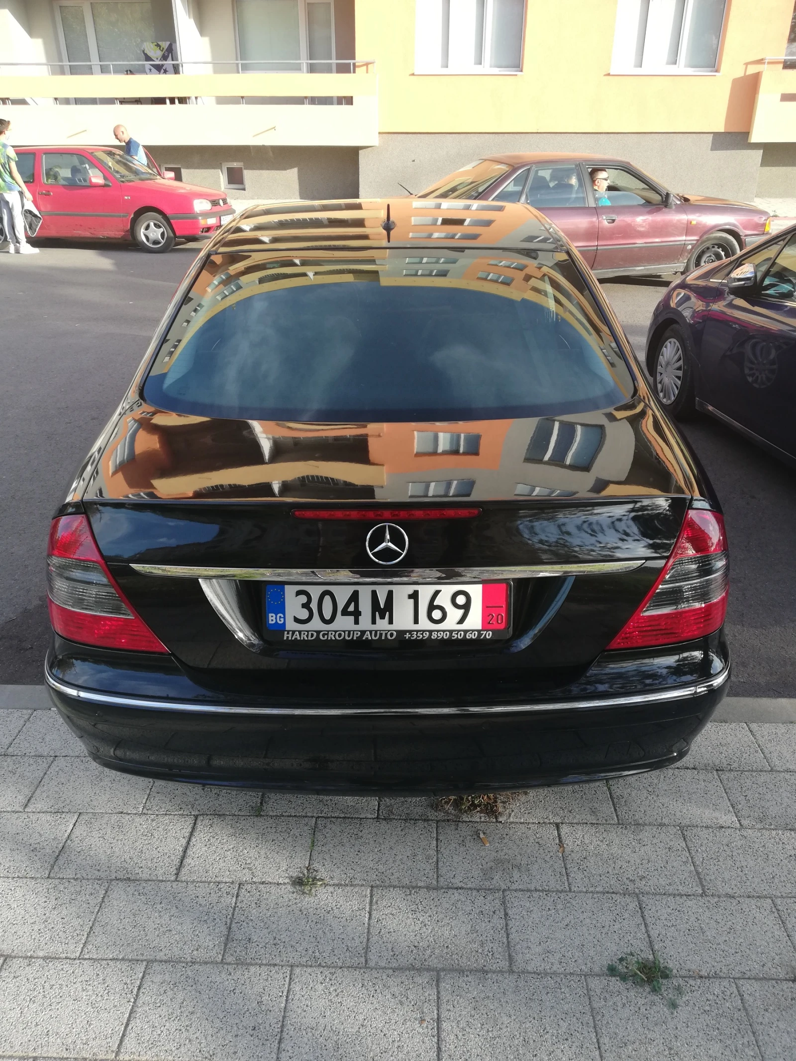Mercedes-Benz E 280 4Matic, снимка 4 - Автомобили и джипове - 56543443