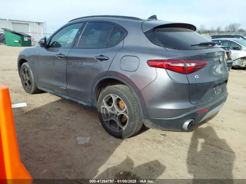 Alfa Romeo Stelvio, снимка 4 - Автомобили и джипове - 49462493