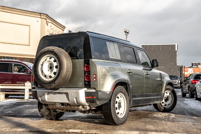 Land Rover Defender S * 4WD * PANORAMA * * АвтоКредит * (ЦЕНА ДО БГ), снимка 3 - Автомобили и джипове - 49595233