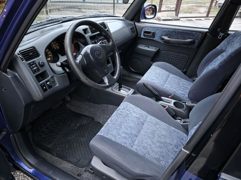 Toyota Rav4 2.0i 129кс 4х4 * Климатик* , снимка 11 - Автомобили и джипове - 53065328