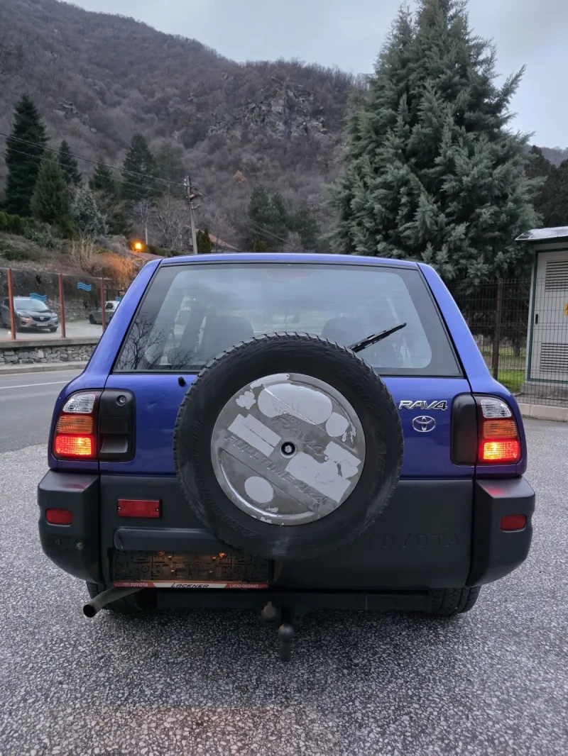 Toyota Rav4 2.0i 129кс 4х4 * Климатик* , снимка 7 - Автомобили и джипове - 53065328