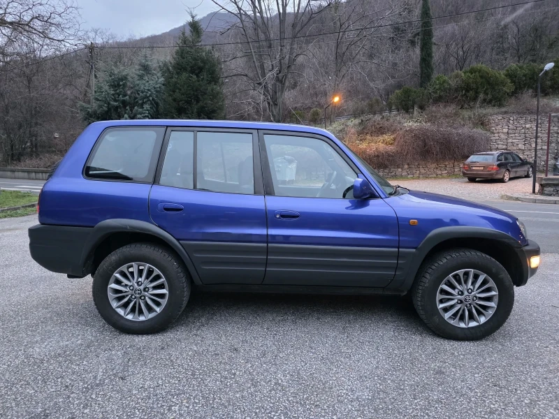 Toyota Rav4 2.0i 129кс 4х4 * Климатик* , снимка 6 - Автомобили и джипове - 53065328