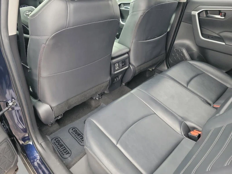 Toyota Rav4 !XLE Premium FWD!* АвтоКредит* Цена до БГ* , снимка 6 - Автомобили и джипове - 53479741