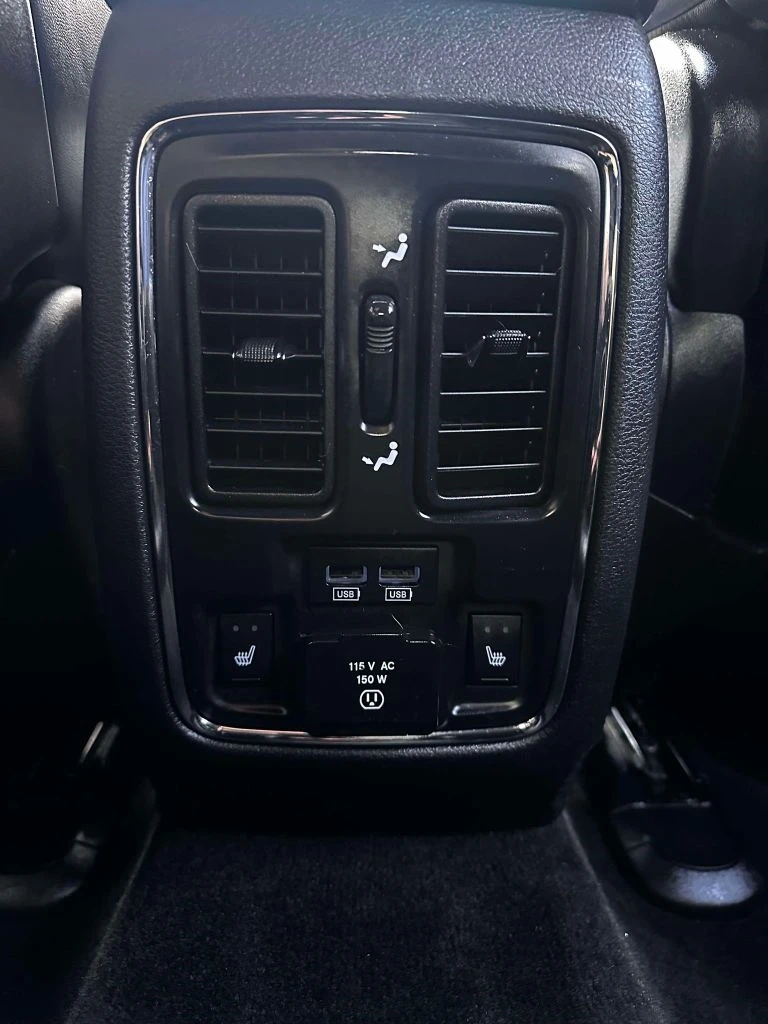 Dodge Durango R/T 5.7 V8 КАМЕРИ CARPLAY ПОДГРЯВАНЕ НА ВОЛАН FUL , снимка 14 - Автомобили и джипове - 47736304