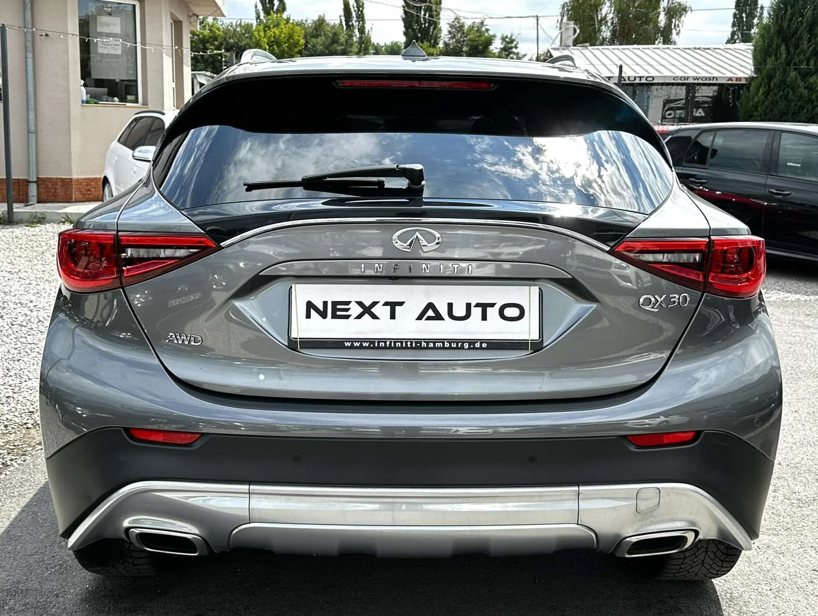Infiniti QX30 2.2D 170HP AWD BOSE DISTRONIC - изображение 6