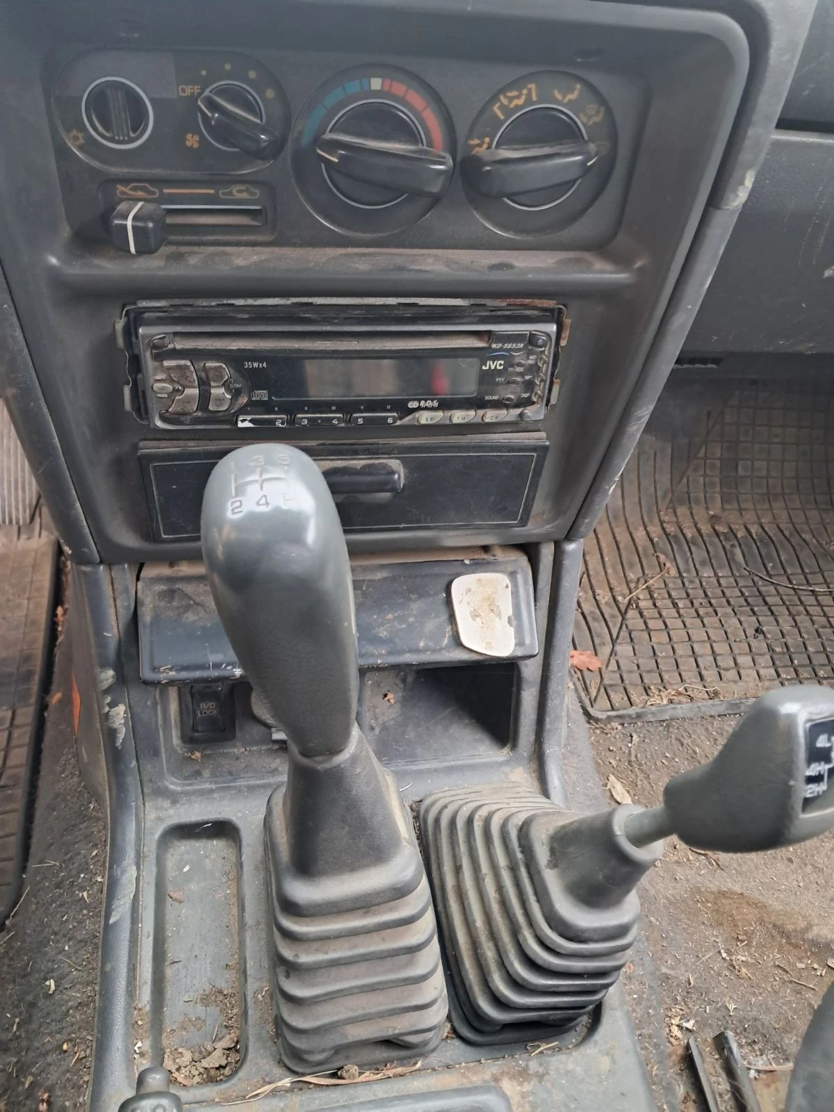 Mitsubishi Pajero  - изображение 3