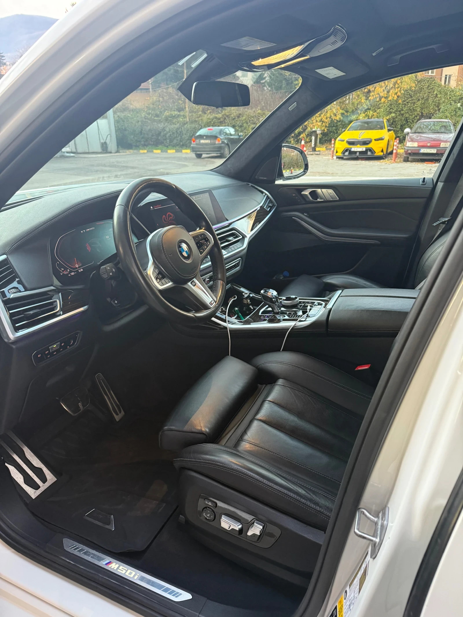 BMW X7 M50i | Mobile.bg   15