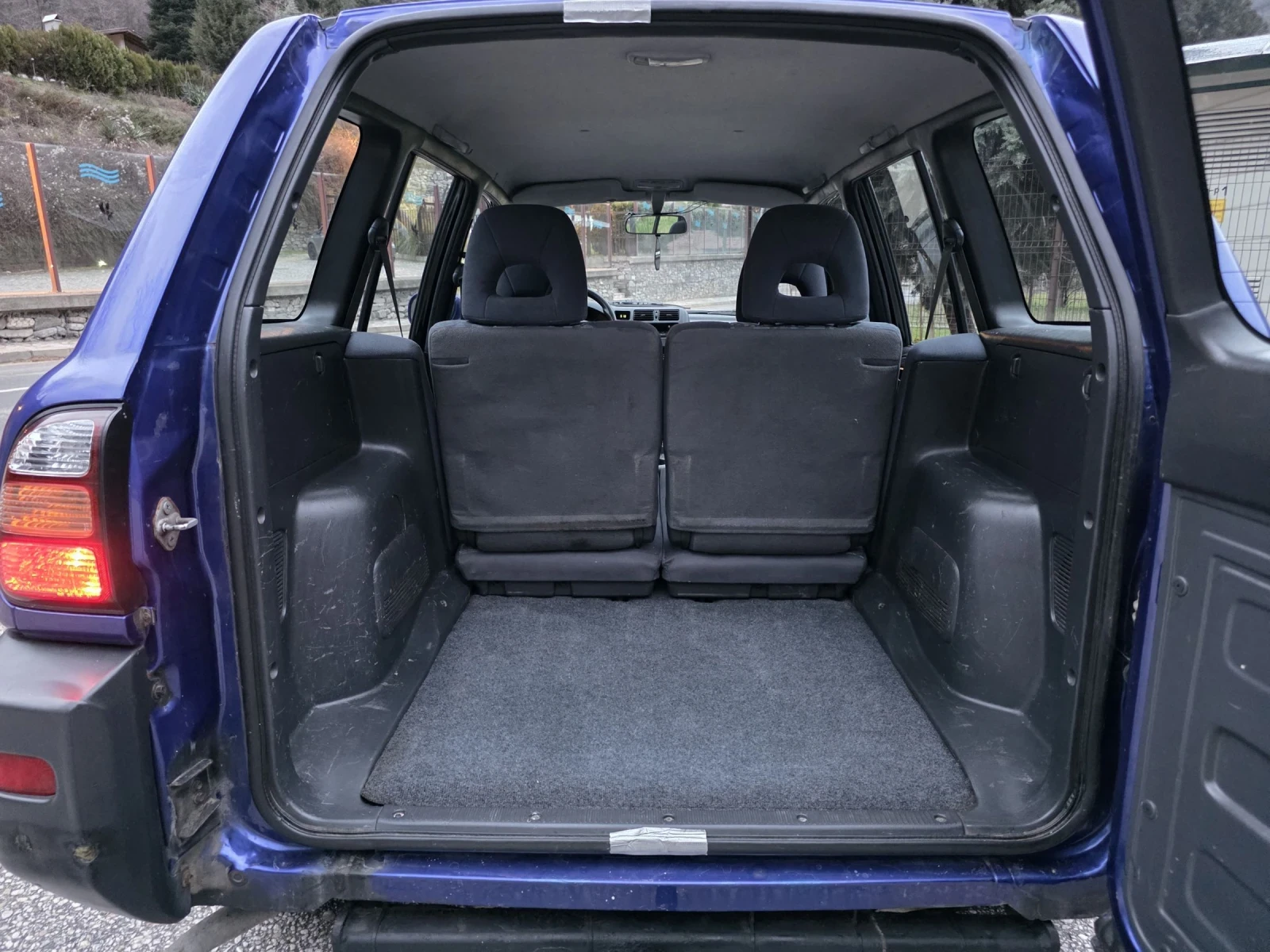 Toyota Rav4 2.0i 129кс 4х4 * Климатик*  - изображение 8